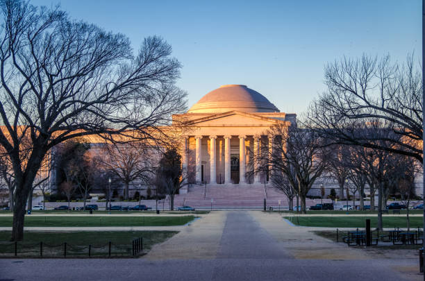 National Gallery of Art West Building - Washington, DC, USA National Gallery of Art West Building at sunset - Washington, D.C., USA smithsonian museums stock pictures, royalty-free photos & images