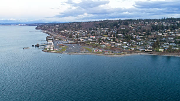 istock Mukilteo Beach Lighthouse Ferry Terminal 641178874