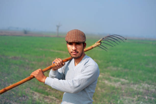 istock Carrying Agricultural Equipment 641185360
