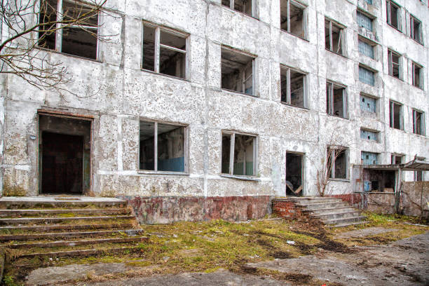 istock old abandoned high-rise building 641185834