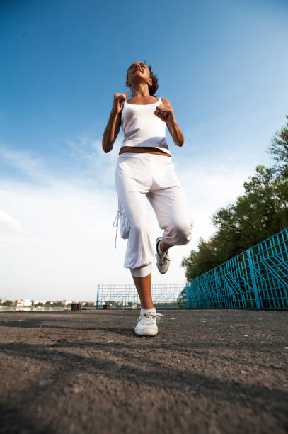 istock Sport woman training 641190344