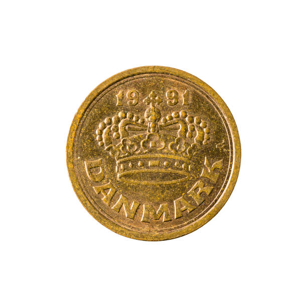 istock 25 danish oere coin (1991) reverse isolated on white background 641199982