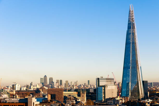 dzielnica finansowa cityscape of london - shard zdjęcia i obrazy z banku zdjęć