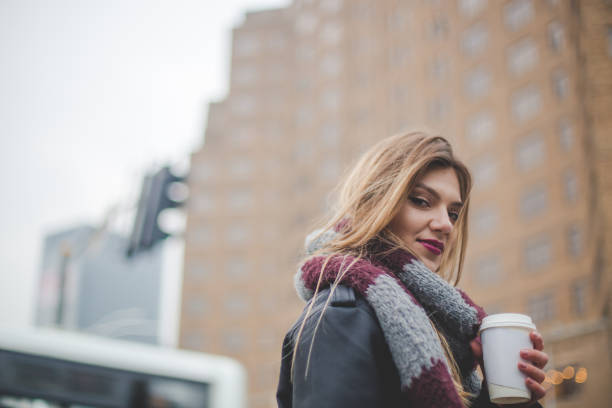 istock City girl 641211052
