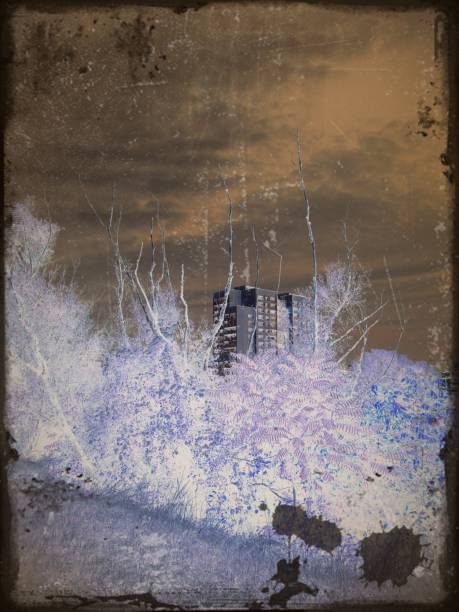 istock 679- Abstract apocalypse angry sky over devastated city 641251426