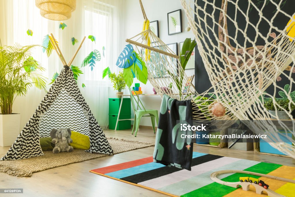Kinderspielzimmer mit Zelt - Lizenzfrei Dekoration Stock-Foto