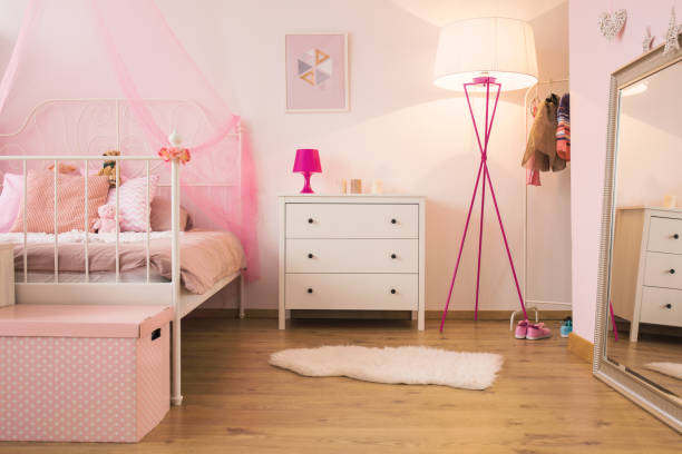 istock Pink child bedroom with lamp 641272712