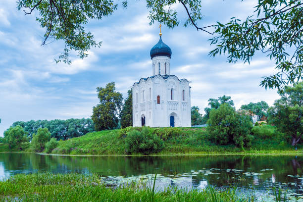 istock Church of the Intercession on the Nerl (1165) 641286196