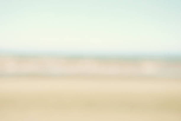 istock Completely Defocussed Blurry Sea and Horizon Background 641299744