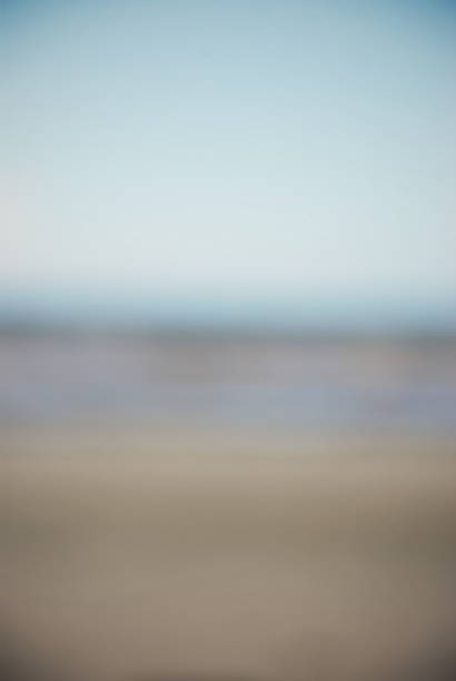 istock Completely Defocussed Blurry Sea and Horizon Background 641299782