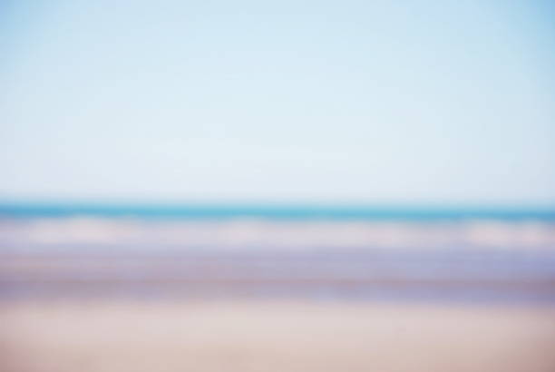 istock Completely Defocussed Blurry Sea and Horizon Background 641299838