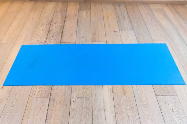 istock Gym with yoga mat interior 641306924