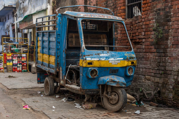 istock Old abandoned tuk tuk 641312186
