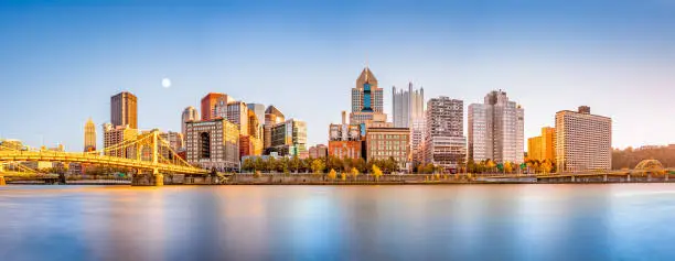 Photo of Pittsburgh downtown skyline