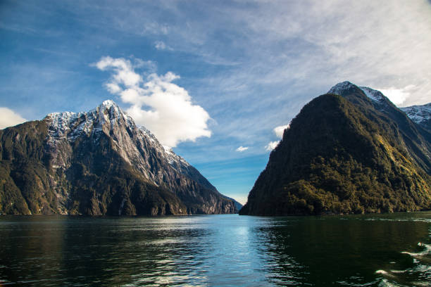 istock Fiordland Notional Park 641400088