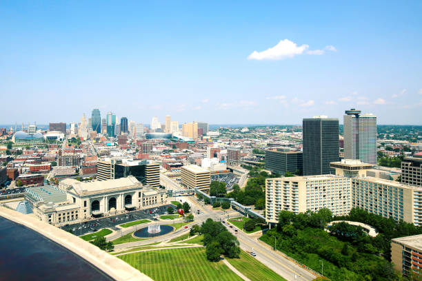 istock Kansas City Missouri Skyline 641514026