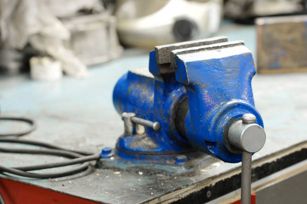 istock Vise on a working bench in a car reoair station 641547732