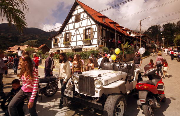 festival tovar colonia venezuela sud america - colonia tovar foto e immagini stock