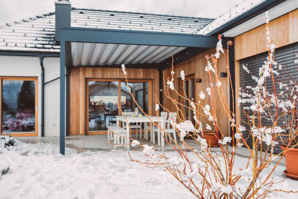 istock Picturesque Family Home After a snowfall 641680524