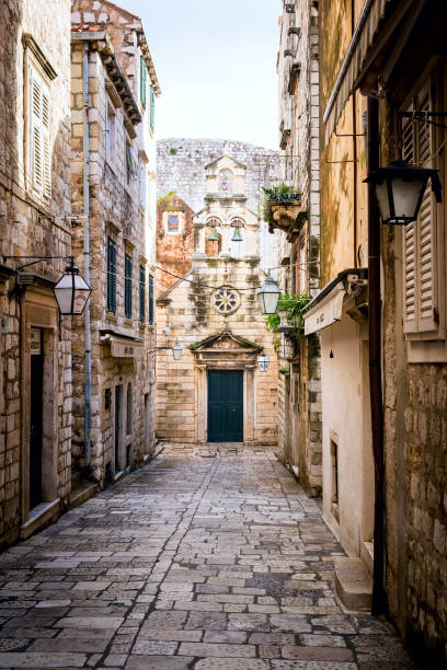 istock Narrow Street inside Dubrovnik Old Town 641685260