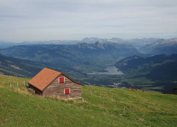 istock View of lake Lauerzersee and mount Mythen 641690102