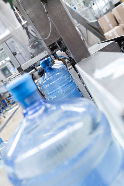 istock Water bottling factory 641756140