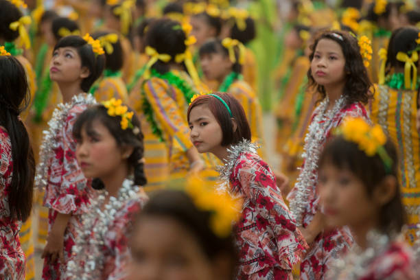 asia myanmar mandalay thingyan festiwal wody - thingyan zdjęcia i obrazy z banku zdjęć