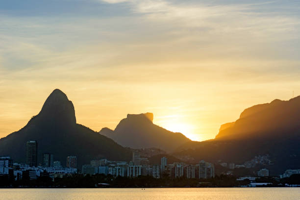 istock Dusk in Rio de Janeiro 641810974