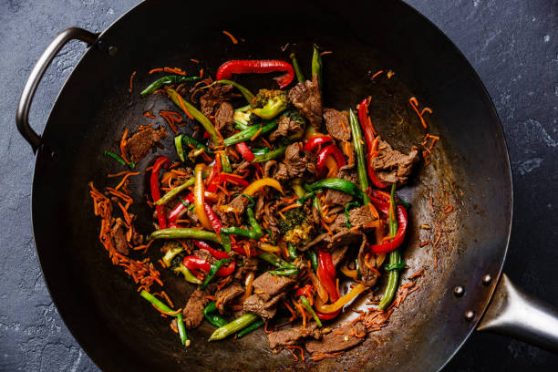 Stir-fry beef meat with vegetables