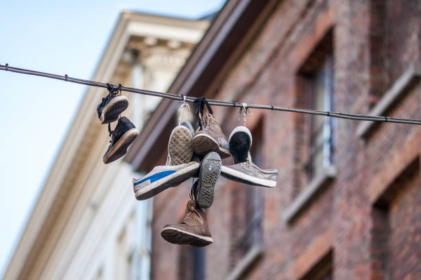 istock Ghent Shoefiti 641854814