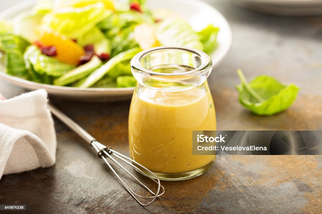 Aderezo de mostaza de miel artesana - Foto de stock de Aliño para la ensalada libre de derechos