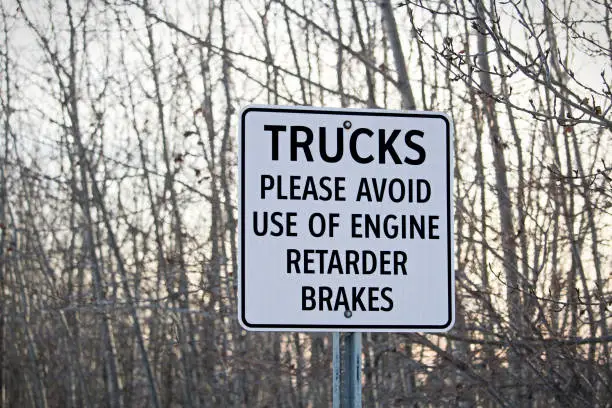 Trucks Avoid Retard Brakes Sign