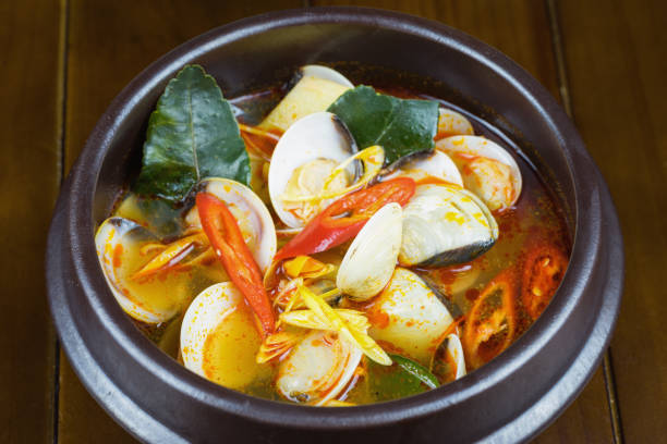 istock Spicy steam clam on bowl. Thai food 641942152
