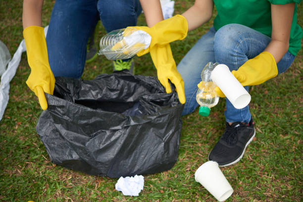 istock Black bin bag with household waste 641962594