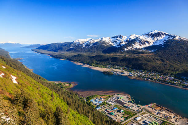 juneau, alaska. - grand harbour stock-fotos und bilder