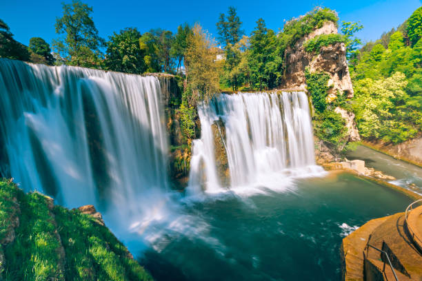 istock Rushing Water on Amazing Waterfalls in Jajce 642000350