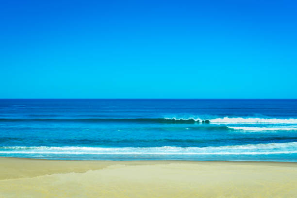 beautiful empty beach in mimizan, aquitaine, france - mimizan imagens e fotografias de stock