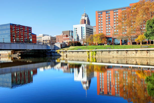 istock Autumn in Lansing Michigan 642054508
