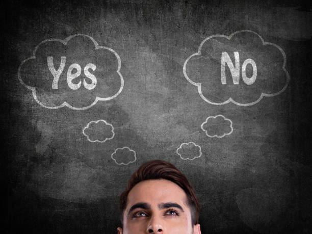 istock Businessman with yes or no choice 642085794