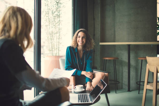istock One to One Business Meeting 642111258