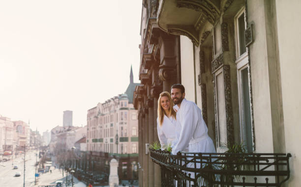 istock Couple on hotel balcony 642173688