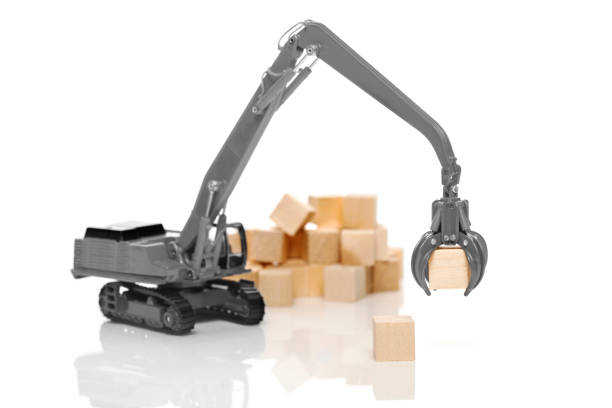 istock Crane and blank wooden cubes 642199628