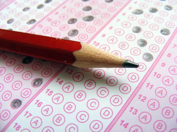 istock Question marking on optical examination paper, optical examination paper pictures 642254260