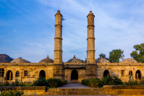 istock Royal masjid at champaner 642275414
