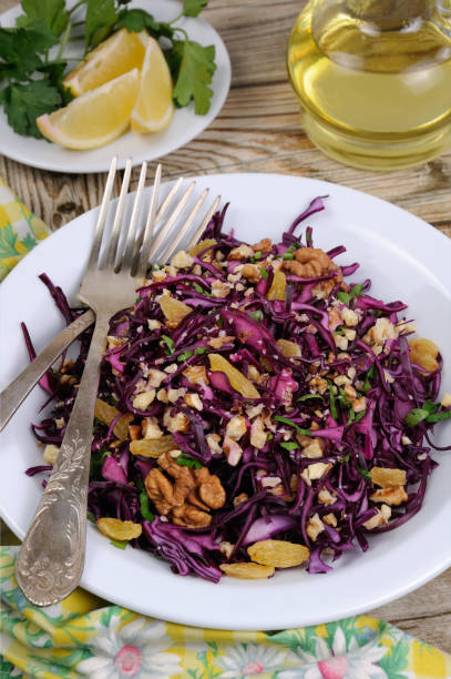 istock salad red coleslaw 642296150