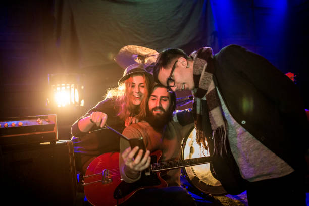 istock Friendships and music 642340852