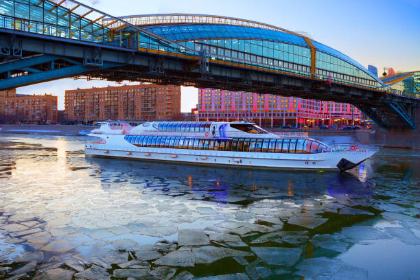 istock Kiev pedestrian bridge in Moscow 642431278