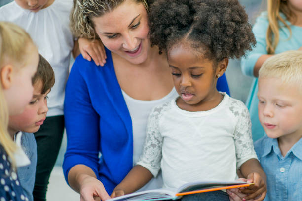 istock Reading Stories to Children 642459566