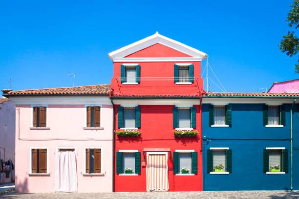 istock Colored houses in Venice - Italy 642489204