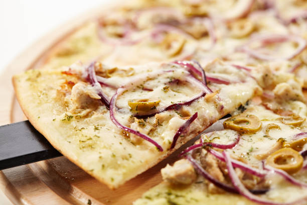 istock Pizza with Mozzarella, Tuna, Onions and Olives 642511898